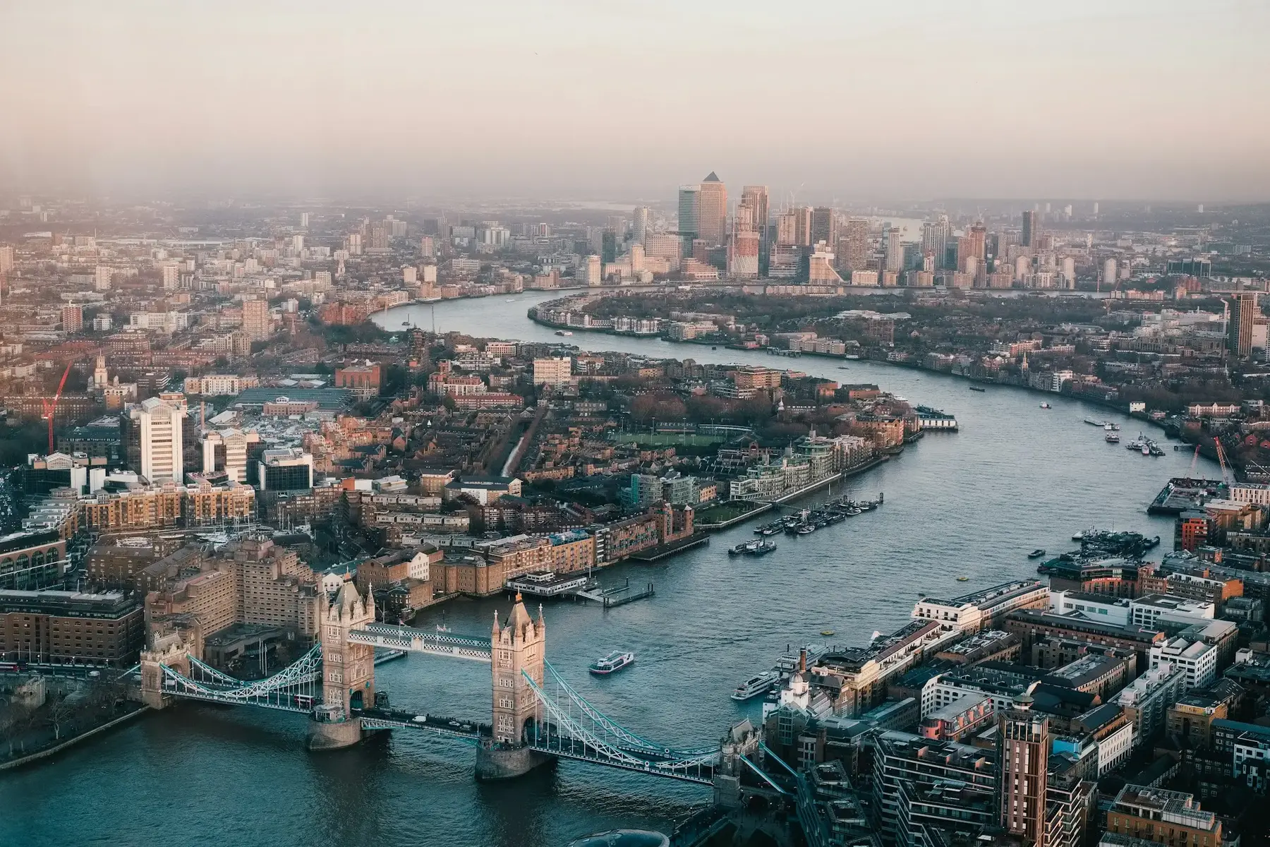 London infrastructure and institutions